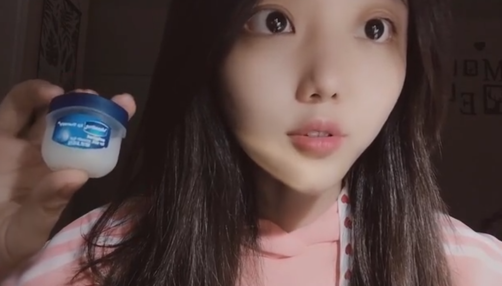 小姐姐模拟唇膏声控轻语|助眠解压插图
