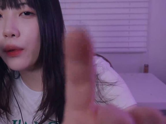 DOOBOO无人声嘴巴声音和手部动作哄睡