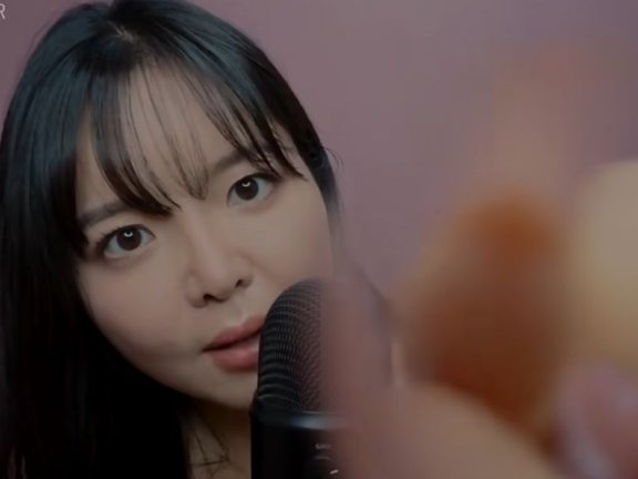 人声轻语加手势引导,让我为你拔掉负能量｜Rose助眠